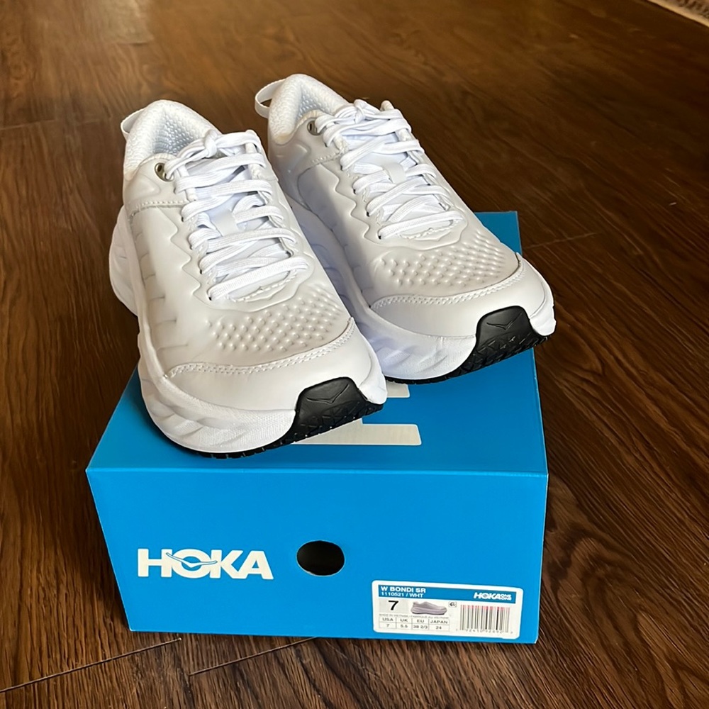 BRAND NEW HOKA BONDI SR